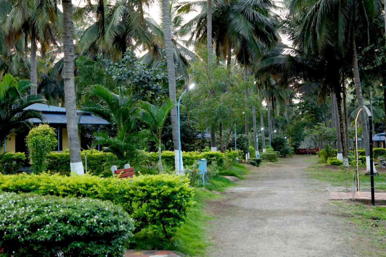 Royal Nature Resort Pollāchi 외부 사진